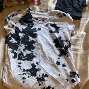 Tie die tee